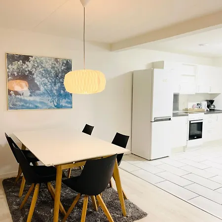 Scandinavian House Hotel-lunden- 3 Bedroom House